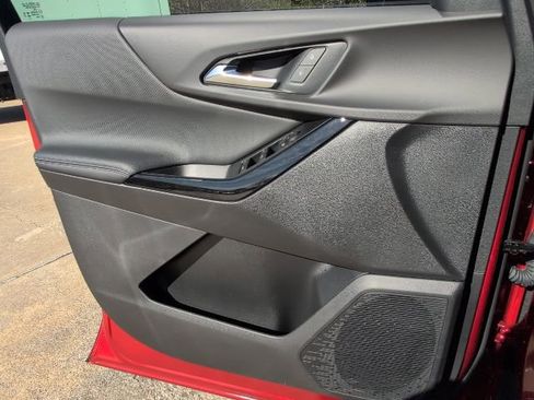 New 2026 Chevrolet Equinox LT image 13