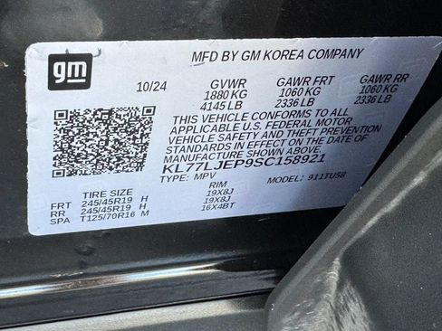 Used 2025 Chevrolet Trax RS w/ Driver Confidence Package FWD image 24