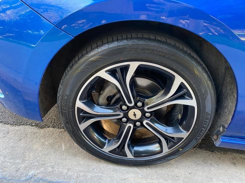 Used 2019 Chevrolet Cruze LT w/ Convenience Package FWD image 25