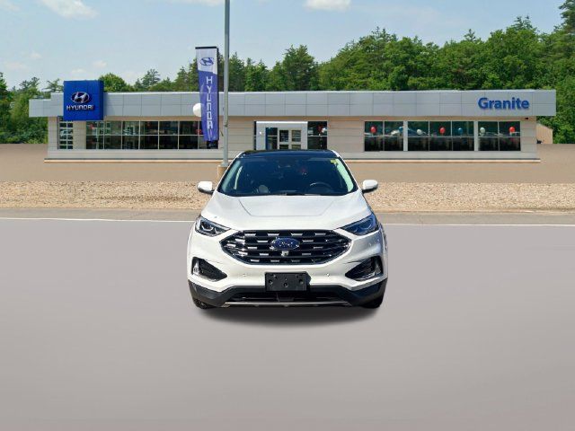 Used 2020 Ford Edge Titanium w/ Equipment Group 301A AWD/4WD image 3