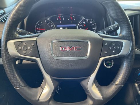 Used 2022 GMC Terrain SLE w/ Driver Convenience Package image 12