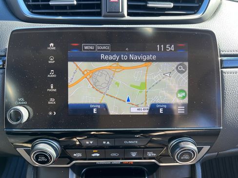 Used 2017 Honda CR-V Touring image 17