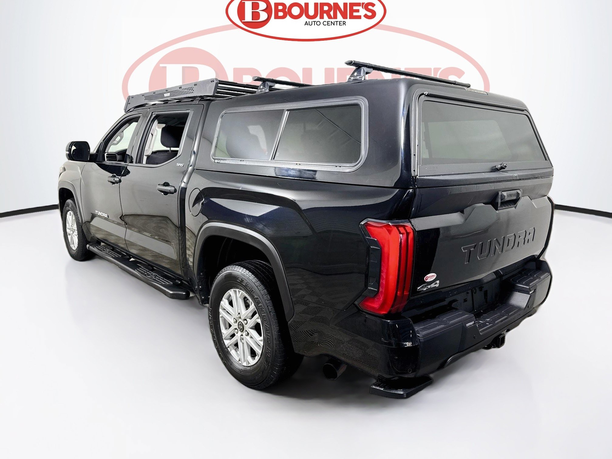 Used 2023 Toyota Tundra SR5 w/ SR5 Convenience Package AWD/4WD image 6