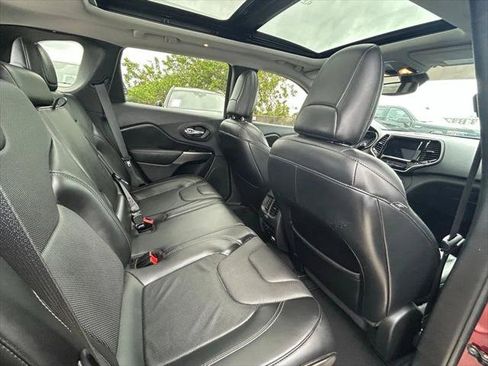 Certified 2020 Jeep Cherokee Limited AWD/4WD image 35