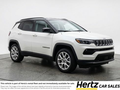 Used 2025 Jeep Compass Limited AWD/4WD image 1