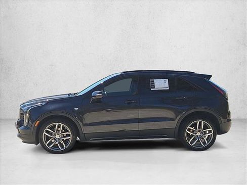 Used 2022 Cadillac XT4 Sport image 9
