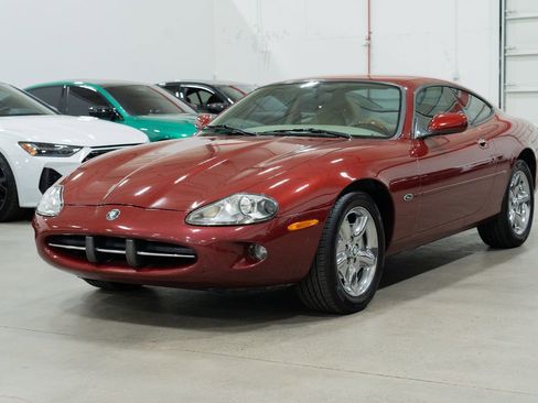 Used 1999 Jaguar XK8 Coupe image 3