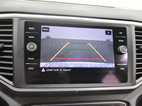 Used 2019 Volkswagen Atlas SE w/ Towing Package image 24