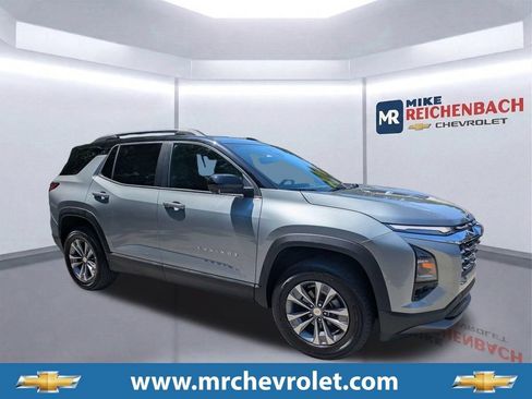 Used 2026 Chevrolet Equinox LT w/ Convenience Package II FWD image 1