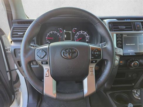 Used 2022 Toyota 4Runner SR5 Premium w/ Moonroof Package AWD/4WD image 12