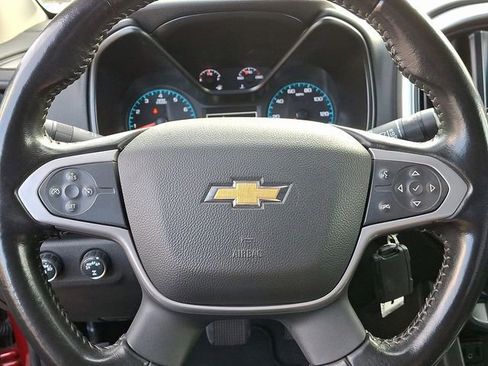 Used 2021 Chevrolet Colorado LT w/ LT Convenience Package image 29