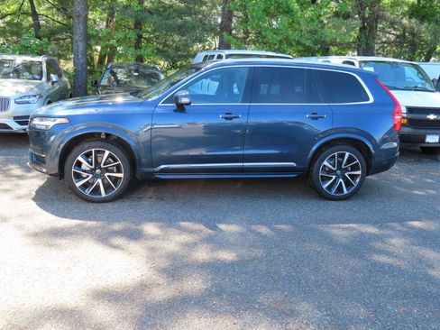 Used 2018 Volvo XC90 T6 Inscription w/ Convenience Package AWD/4WD image 2