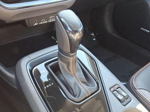 Used 2024 Subaru Crosstrek 2.5i Limited w/ Crosstrek Mirror Package image 16