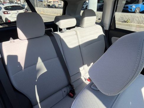 Used 2018 Subaru Forester 2.5i Premium image 13