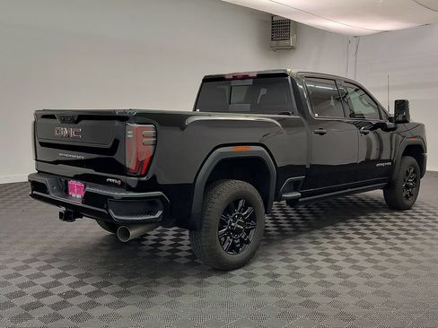 Used 2026 GMC Sierra 3500 AT4 w/ AT4 Premium Plus Package AWD/4WD image 9