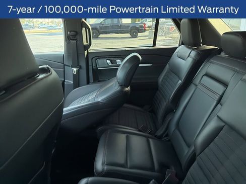 Certified 2025 Ford Explorer ST-Line w/ Premium Package image 4