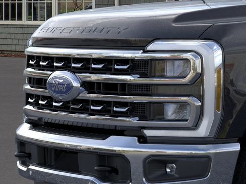 New 2025 Ford F250 Lariat w/ Lariat Ultimate Package image 17