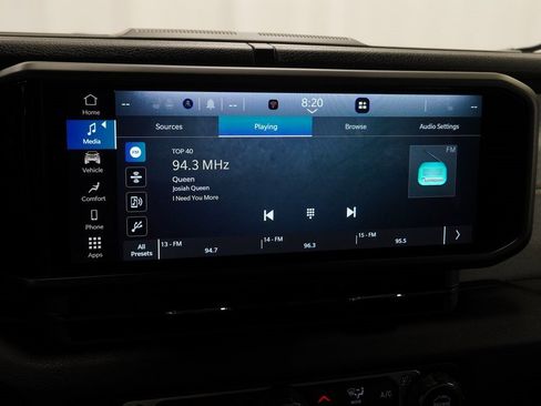 Certified 2024 Jeep Wrangler Willys image 27