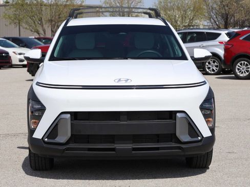 Used 2025 Hyundai Kona SEL image 5