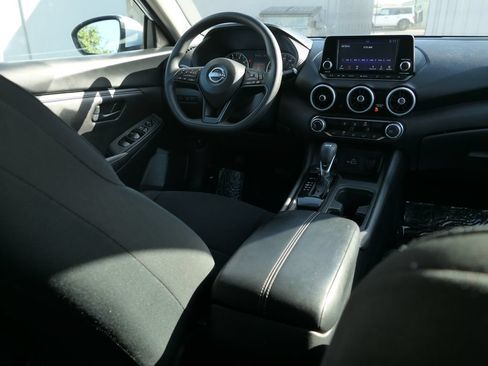 Used 2024 Nissan Sentra S FWD image 28