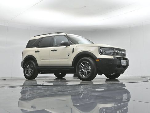 Used 2025 Ford Bronco Sport Big Bend AWD/4WD image 4
