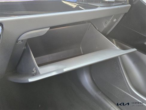 Certified 2023 Kia Niro EX w/ EX Cold Weather Package image 22