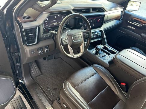 Used 2023 GMC Sierra 1500 Denali w/ Denali Reserve Package AWD/4WD image 14