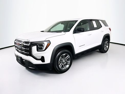 Used 2025 GMC Terrain Elevation image 3