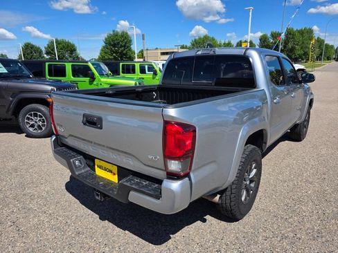 Used 2023 Toyota Tacoma SR5 w/ Technology Package AWD/4WD image 9
