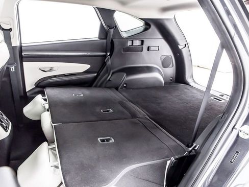 Used 2023 Hyundai Tucson Limited image 33