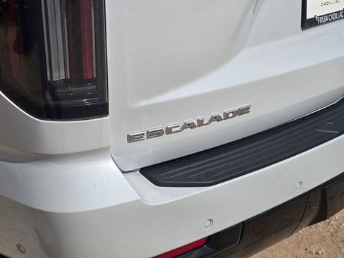 New 2026 Cadillac Escalade Platinum Sport AWD/4WD image 11