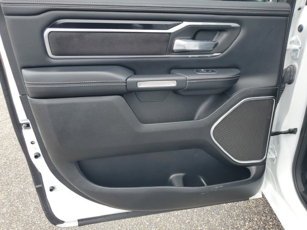 Used 2022 RAM 1500 Laramie AWD/4WD image 24