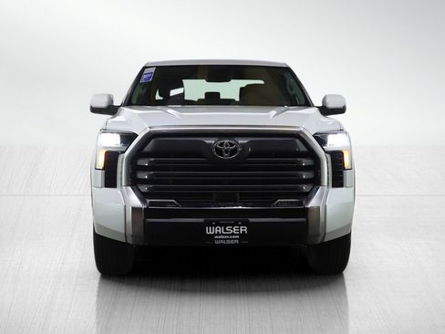 Used 2022 Toyota Tundra Limited image 8