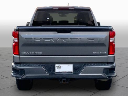 Used 2020 Chevrolet Silverado 1500 Custom w/ Custom Value Package RWD image 5