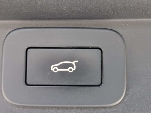 Used 2023 Land Rover Range Rover SV AWD/4WD image 14