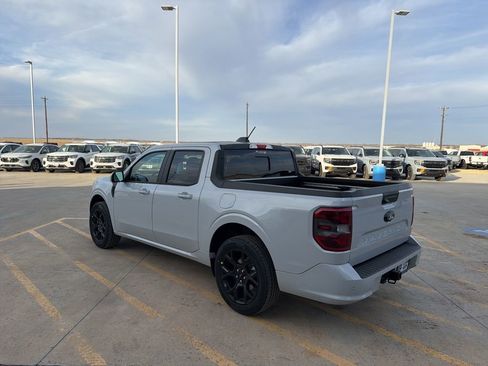 New 2026 Ford Maverick Lobo image 5