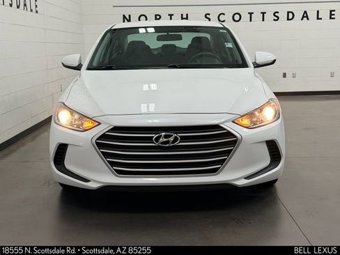 Used 2018 Hyundai Elantra SEL FWD image 9