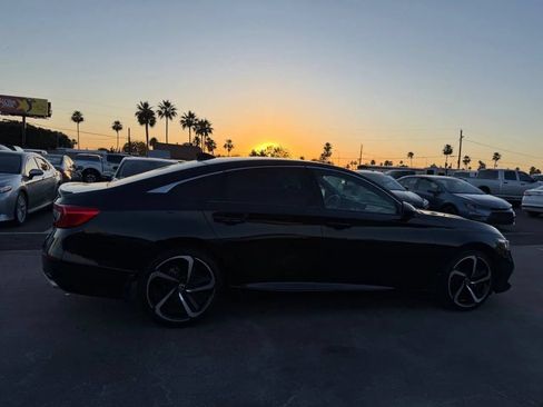 Used 2021 Honda Accord Sport image 12