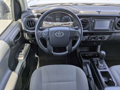 Used 2017 Toyota Tacoma SR RWD image 15