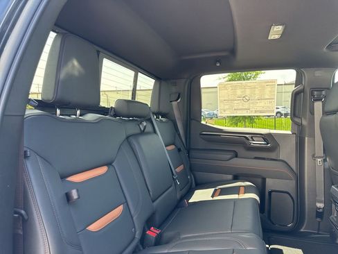New 2026 GMC Sierra 1500 AT4 w/ AT4 Premium Package AWD/4WD image 30