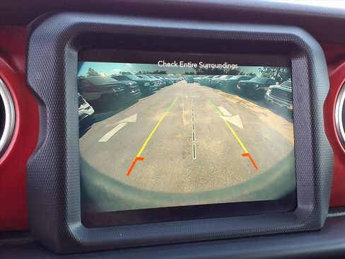 Used 2019 Jeep Wrangler Unlimited Rubicon w/ Dual Top Group image 25