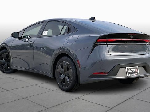 New 2026 Toyota Prius LE image 11