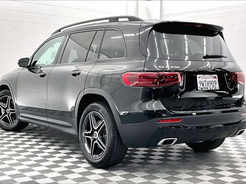 Used 2026 Mercedes-Benz GLB 250 image 10