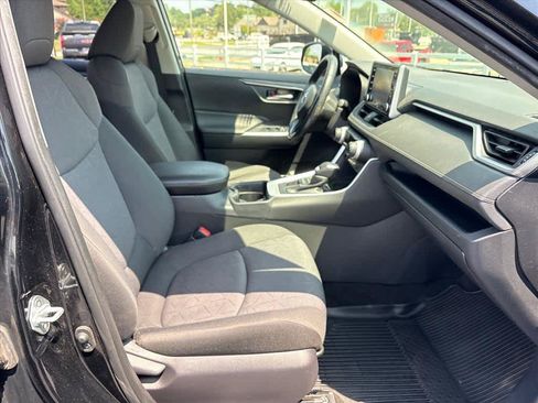 Used 2019 Toyota RAV4 XLE w/ Convenience Package AWD/4WD image 6