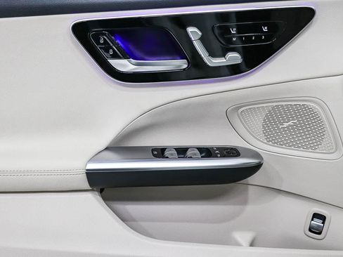 Certified 2024 Mercedes-Benz C 300 Sedan image 22