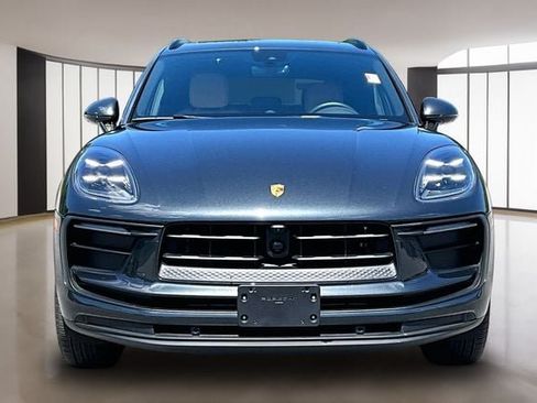 Used 2026 Porsche Macan AWD/4WD image 2