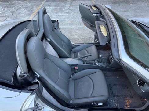 Used 2006 Porsche Boxster S image 19