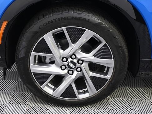 New 2025 Cadillac Optiq Luxury 1 w/ LPO, Floor Liner Package image 20