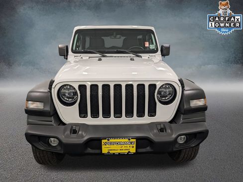 Used 2022 Jeep Wrangler Unlimited Sport AWD/4WD image 2