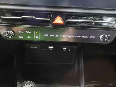 Used 2023 Kia Niro Wind w/ Wind Preserve Package FWD image 46